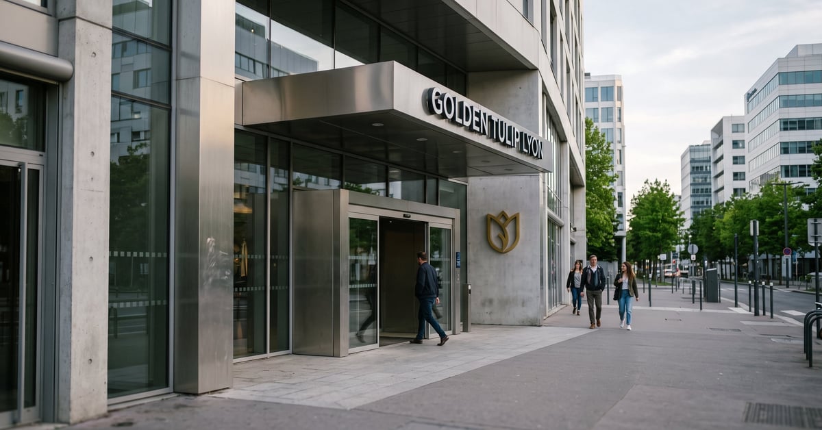 Golden Tulip Lyon : façade et intérieur moderne de l'hôtel au cœur de Lyon